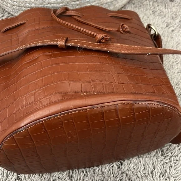 Sezane Farrow Camel Croco Bucket Bag - Picture 13 of 16